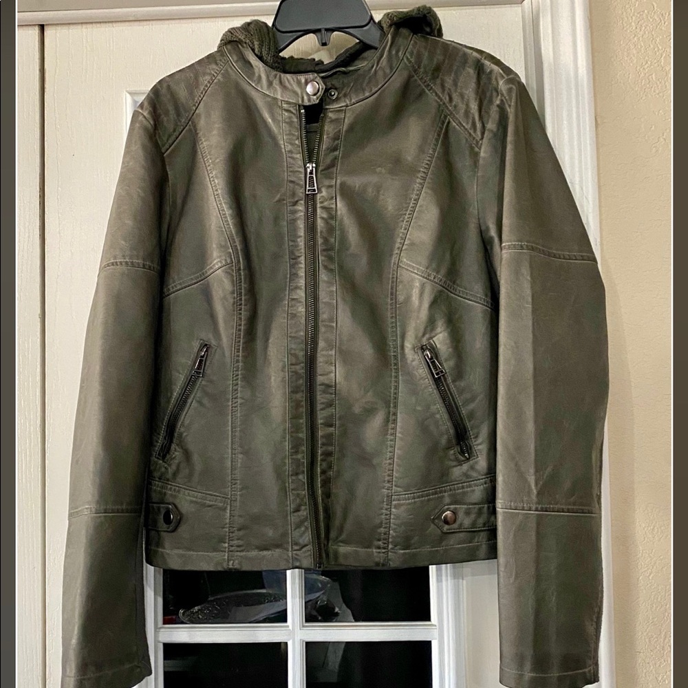 Ladies Bomber style jacket